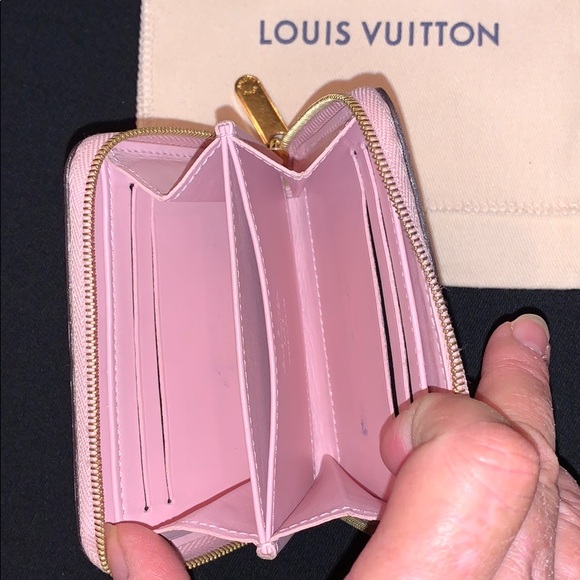 💗Louis Vuitton Rose Ballerine Zippy Wallet💗 - Picture 8 of 16